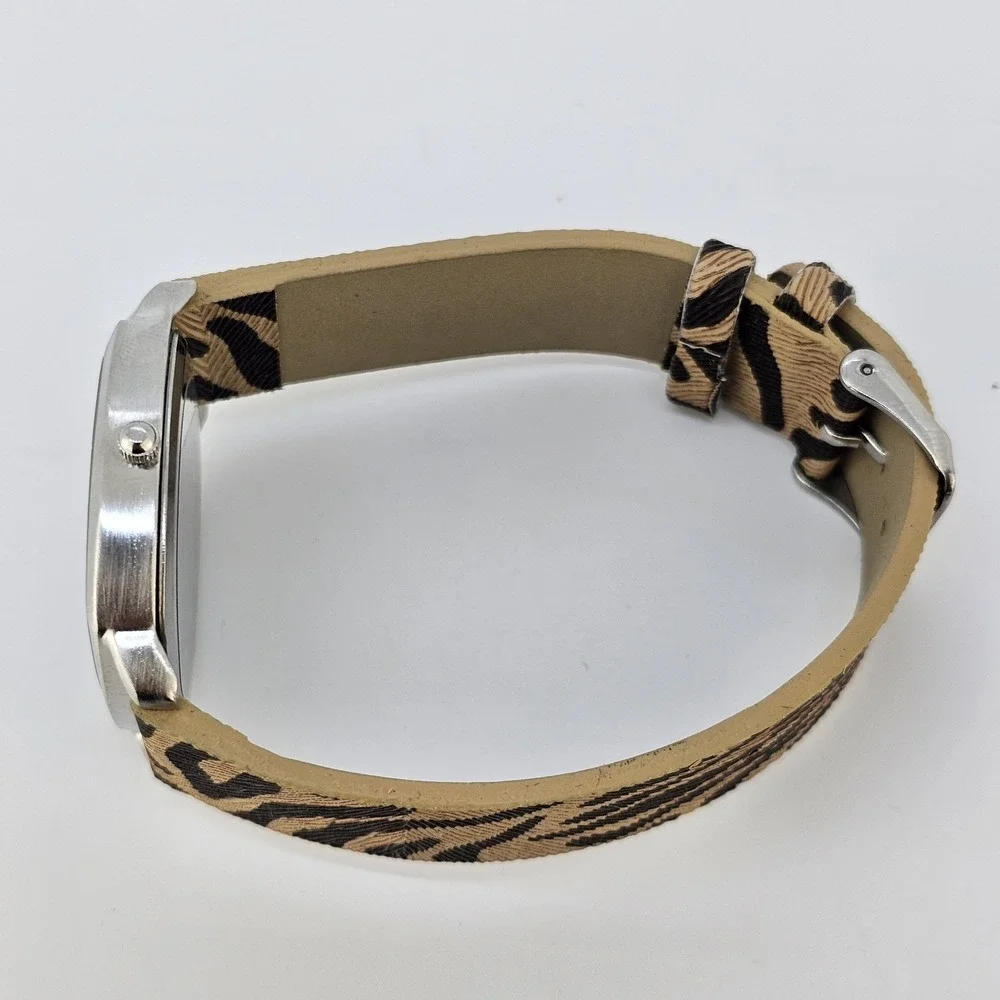 Women's Analog Watch 37MM Cream Dial Animal Print Faux Leather Bands NEW Battery